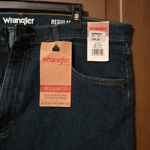 Wrangler Regular Fit Straight Leg NWT 36x34 Mens - Picture 2 of 4
